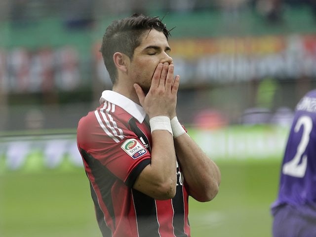 Milan receive Pato bid