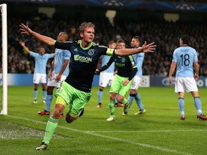 Fischer stars in Ajax win