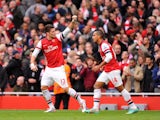 Olivier Giroud scores for Arsenal on November 17, 2012