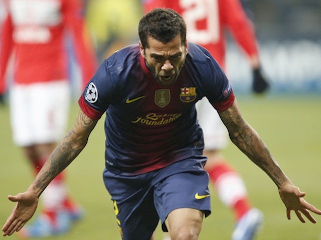 Dani Alves celebrates Barcelona's second goal on November 20, 2012