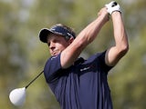 Luke Donald tees off during the final round at the World Tour Championship in Dubai on November 25, 2012
