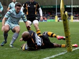 Tom Varndell scores London Wasps' first try during the match against Leicester Tigers on November 25, 2012
