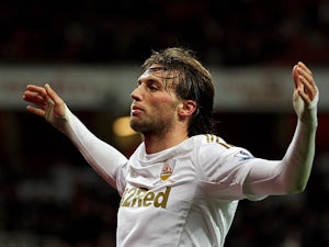 Team News: Michu starts for Swansea