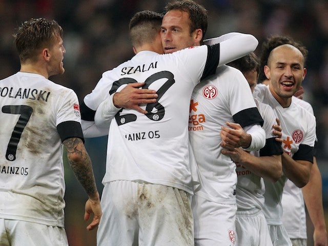 Mainz move up to fifth