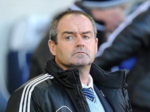 Clarke defends West Brom players