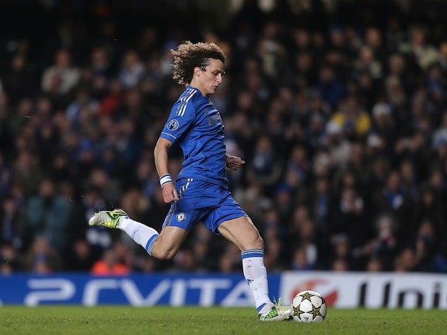 Chelsea's David Luiz takes a penalty on December 5, 2012