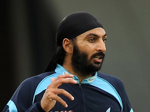 Sussex: 'Panesar working on bowling action'
