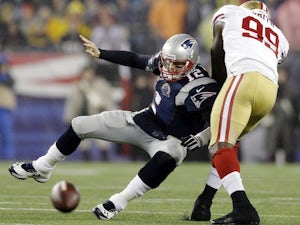 49ers hold on to beat Patriots