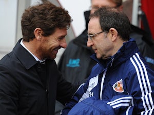 Tottenham Hotspur manager Andre Villas-Boas and Sunderland manager Martin O'Neill on December 29, 2012