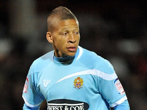 Gayle completes Peterborough switch