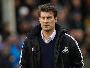 Laudrup pleased with 'fighting' Swansea
