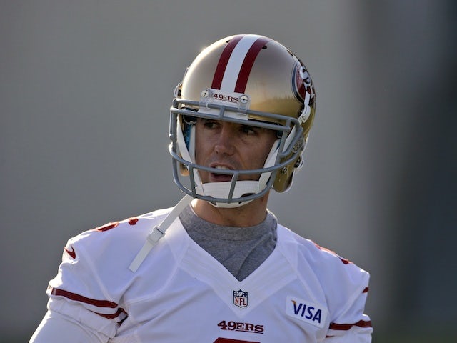 49ers stick with Akers