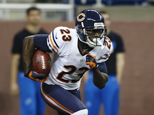 Chicago Bears wide receiver Devin Hester returns the kickoff during their NFL match on December 30, 2012