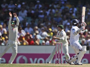 Sri Lanka all out on day one