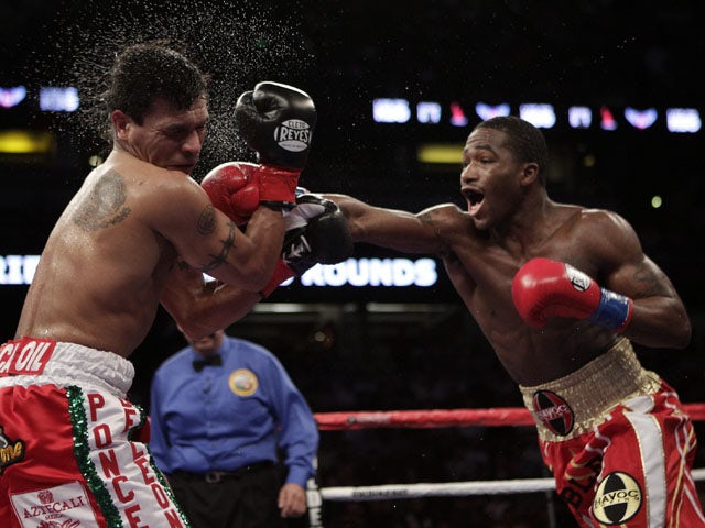 Broner: 'Rees won't land a punch'