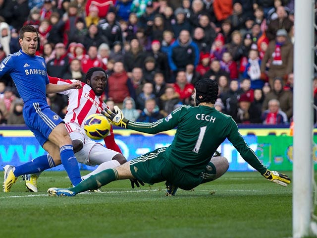 Kenwyne Jones attempt on goal is saved by Petr Cech on January 12, 2013