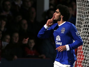 Moyes: 'Fellaini is picked on by refs'