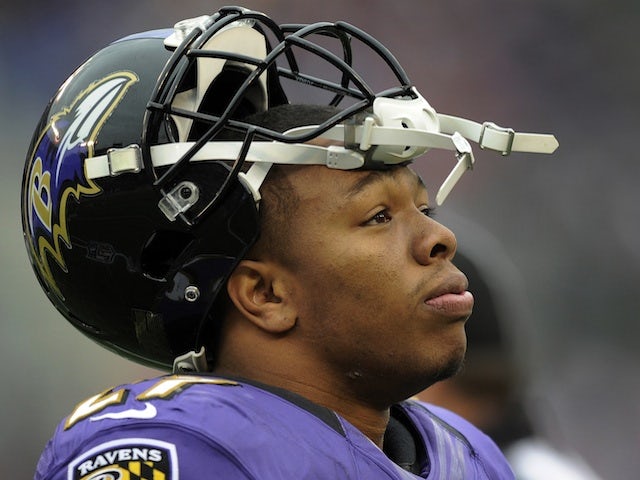 Ravens RB Ray Rice on the sidelines during the game with Denver on December 16, 2012