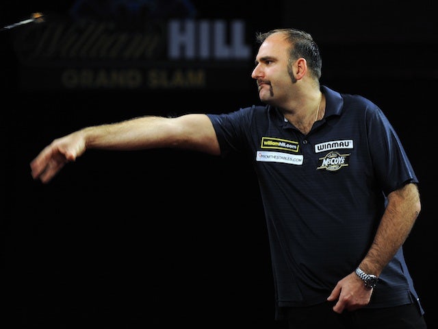Waites hammers George to reach final