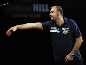 Waites hammers George to reach final