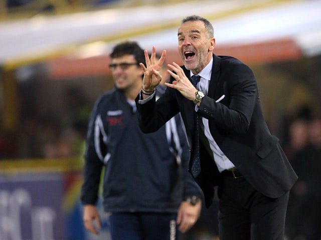 Bologna coach Stefano Pioli instructs his team during the match against Chievo Verona on January 12, 2013
