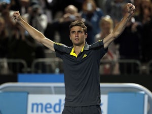 Simon stages comeback win over Tipsarevic