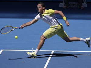 Almagro loses to Benneteau