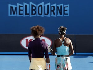 Easy doubles win for Williams sisters