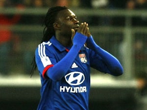 Early goals seal win for Lyon