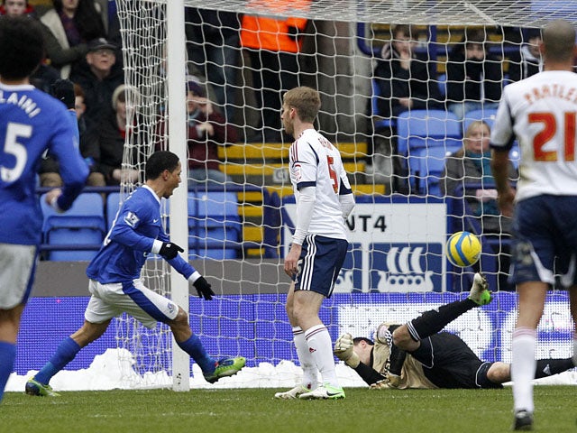 Everton player Steven Pienaar scores the opening goal of the game for his side against Bolton on January 26, 2013