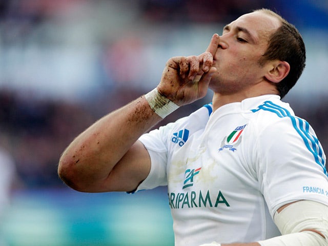 Italy's Sergio Parisse celebrates scoring during the Six Nations against France on February 3, 2013
