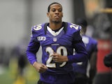 Baltimore Ravens cornerback Cary Williams warms up during practice on January 26, 2013