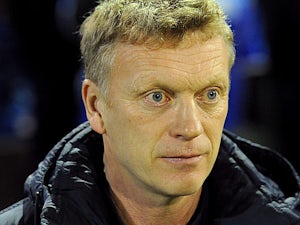 Everton chairman downplays Moyes exit reports