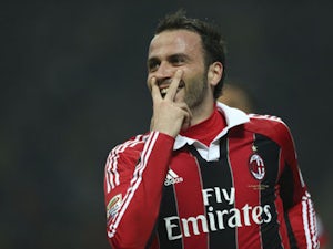 Pazzini double helps Milan come from behind twice
