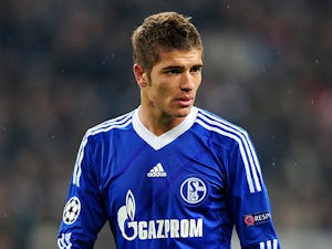 Team News: Neustadter starts for Schalke