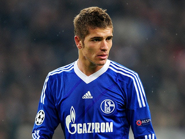Team News: Neustadter starts for Schalke