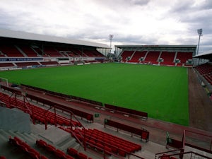 Dunfermline release 11 players