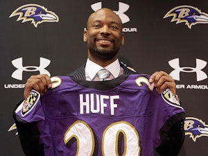 Huff joins Ravens
