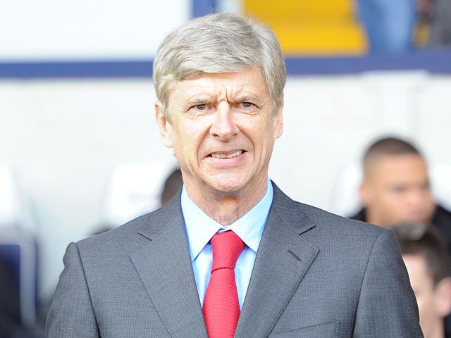 Wenger confident of top-four finish