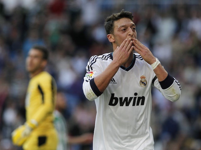 Ozil expected to be fit for Copa final