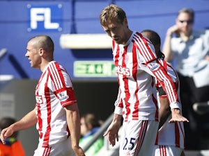Crouch scores on Stoke return