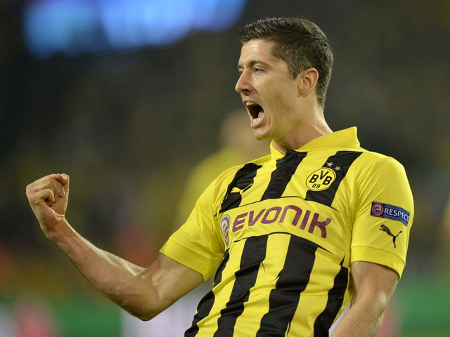 Dortmund: 'No Lewandowski exit clause'
