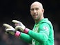 Everton keeper Tim Howard in action on April 27, 2013