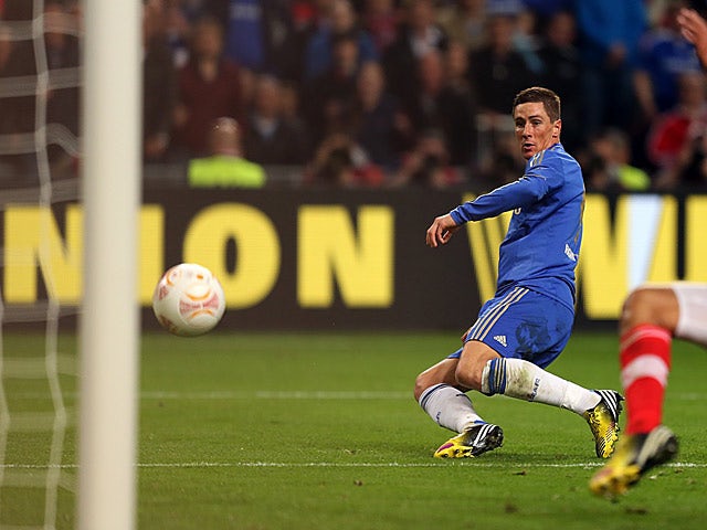 Chelsea's Fernando Torres scores the opening goal against Benfica on May 15, 2013