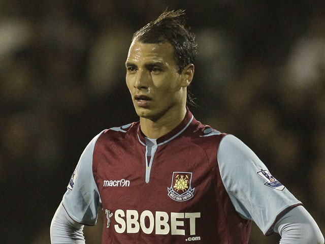 Report: Chamakh agrees Palace loan move