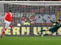 Benfica's Oscar Cardozo scores the equaliser from the penalty spot against Chelsea on May 15, 2013