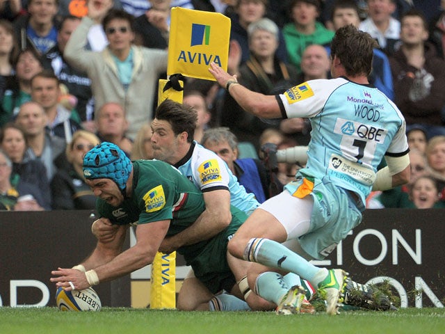 Leicester's Graham Kitchener scores a try during the Aviva Premiership Final against Northampton Saints on May 25, 2013