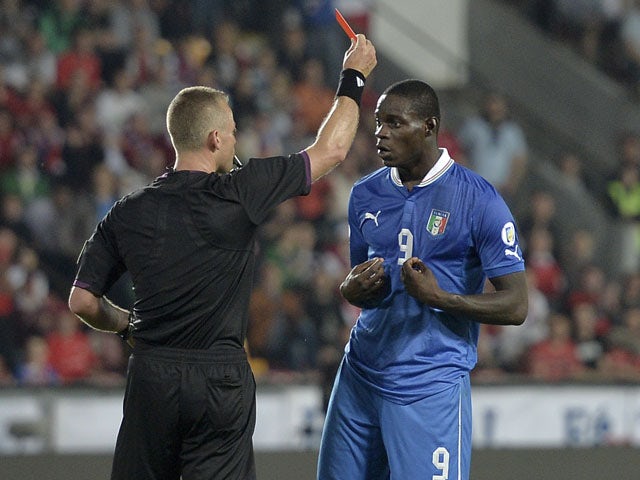 Mario apologises for red card - Sports