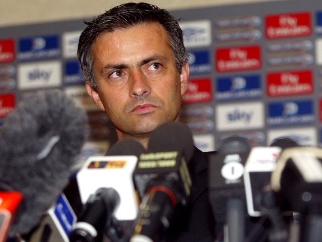 Arriving from Porto in the summer of 2004, Mourinho tells the English press that he is a "Special One".
