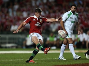 Farrell plays down Brits punch-up